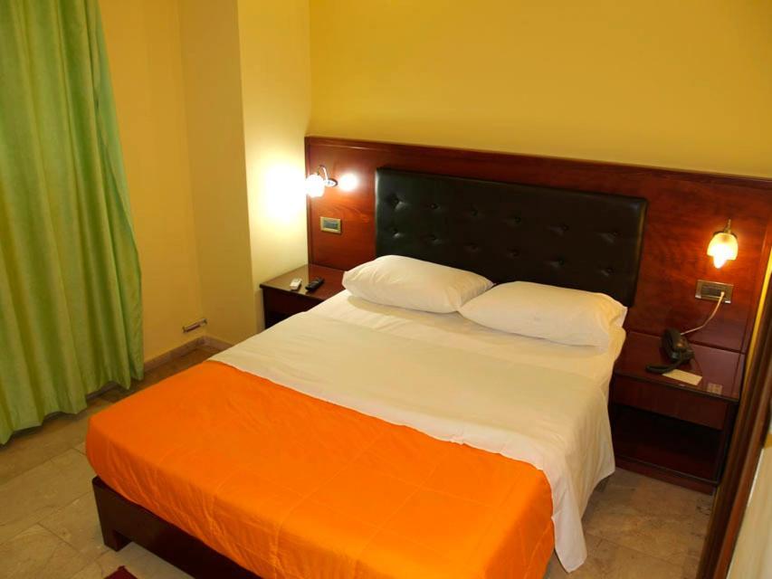 Hotel Filoxenia Chania  Bagian luar foto