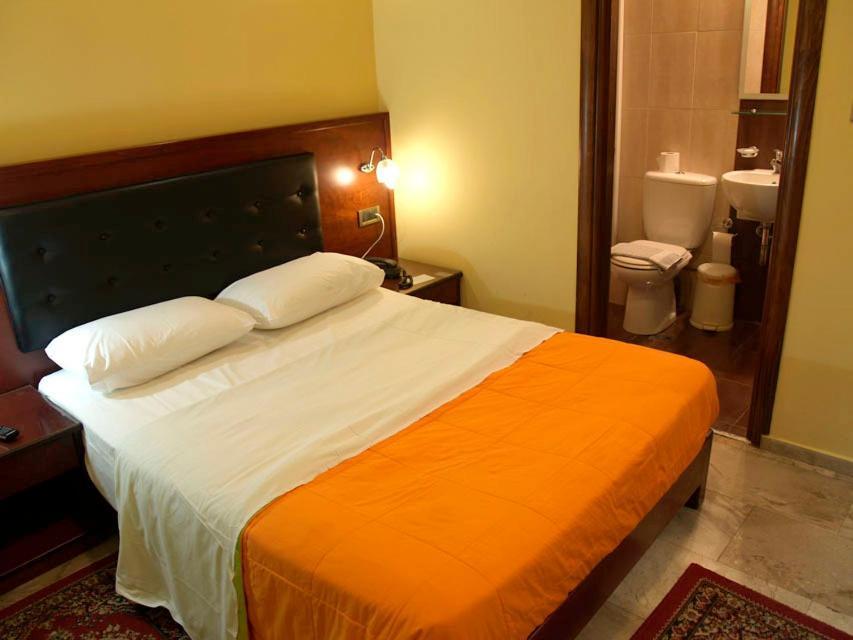 Hotel Filoxenia Chania  Bagian luar foto